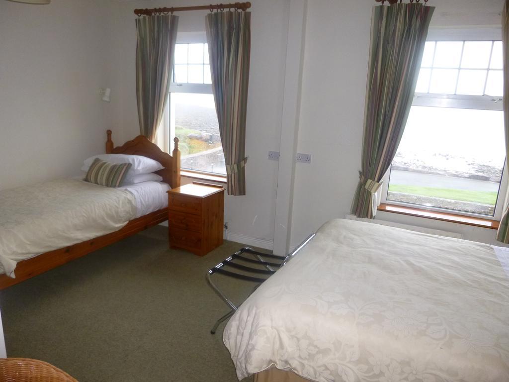 Clifford'S Ocean View B&B 워터빌 객실 사진